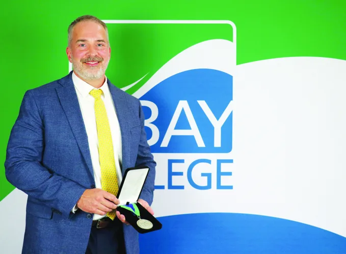 Bay seeks outstanding alumni